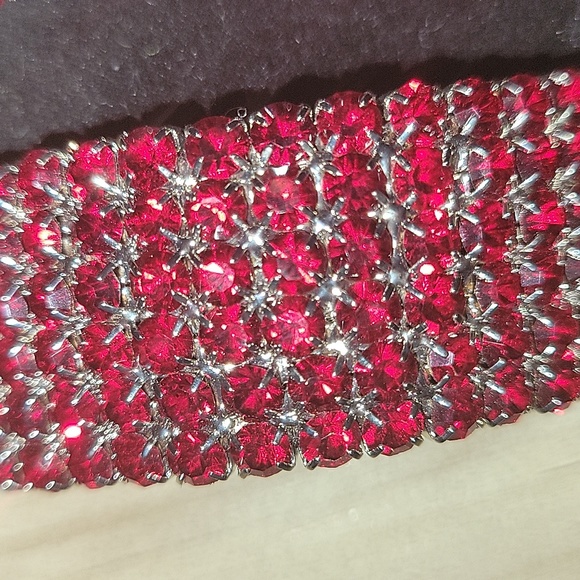 NWT Red & Silver Rhinestone Earrings - Picture 2 of 6